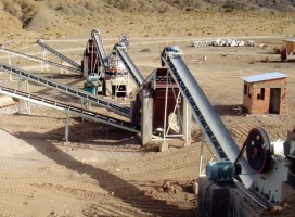 建筑垃圾廢棄料制作免燒磚項目，建筑廢渣粉碎機