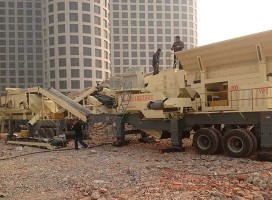 基建規(guī)劃頻出圓錐破碎機風靡石料生產線現(xiàn)場